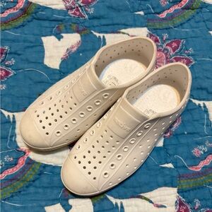 Native Kids Slides